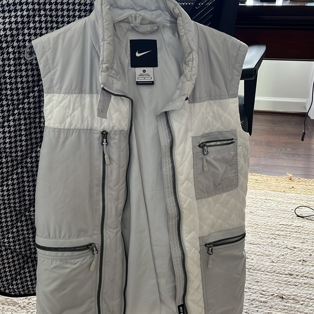 Nike running vest